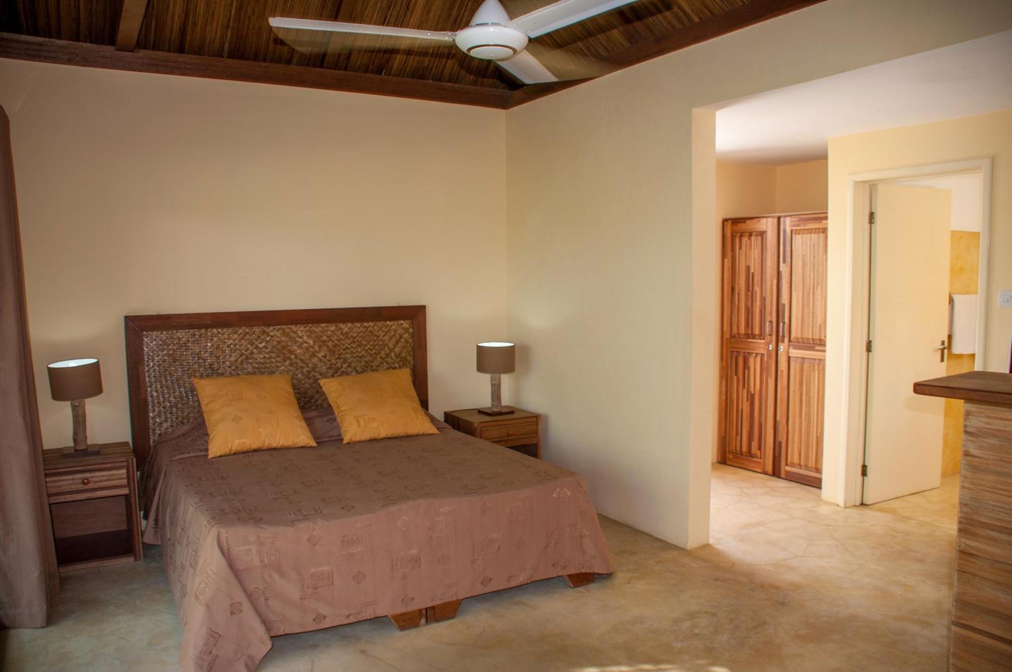 Chantauvent Guest House Blue Bay Ruang foto