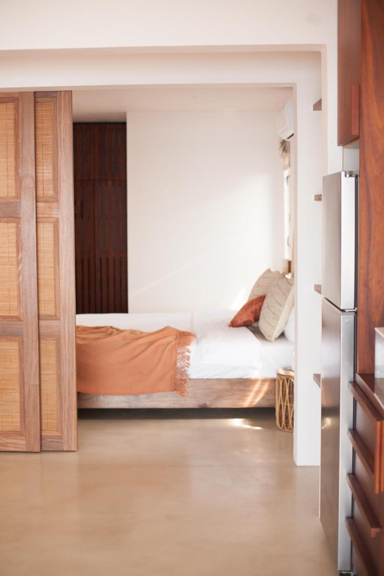 Chantauvent Guest House Blue Bay Bagian luar foto