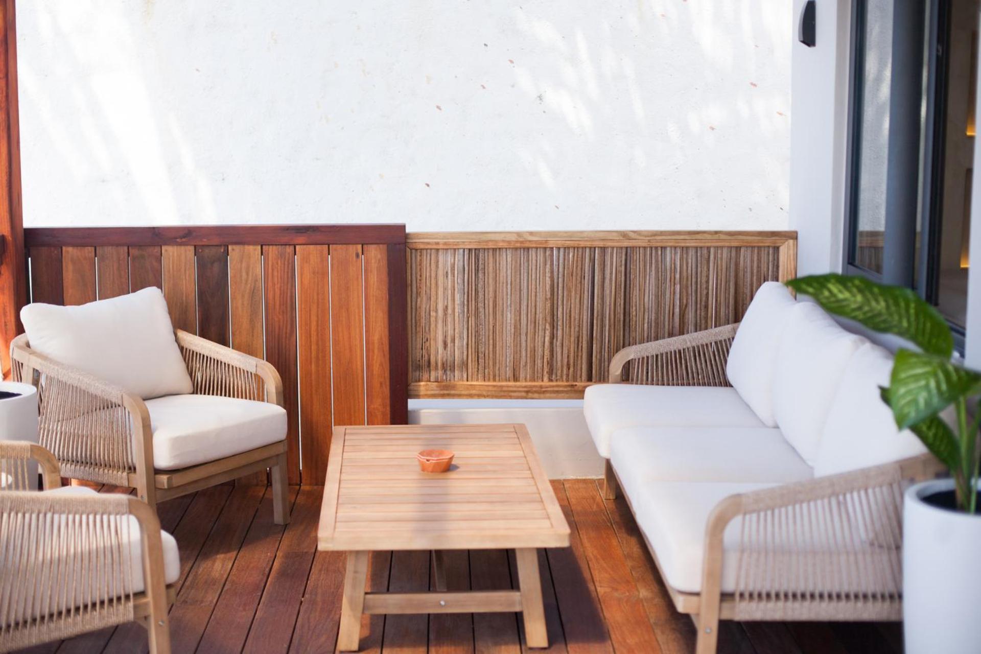 Chantauvent Guest House Blue Bay Bagian luar foto