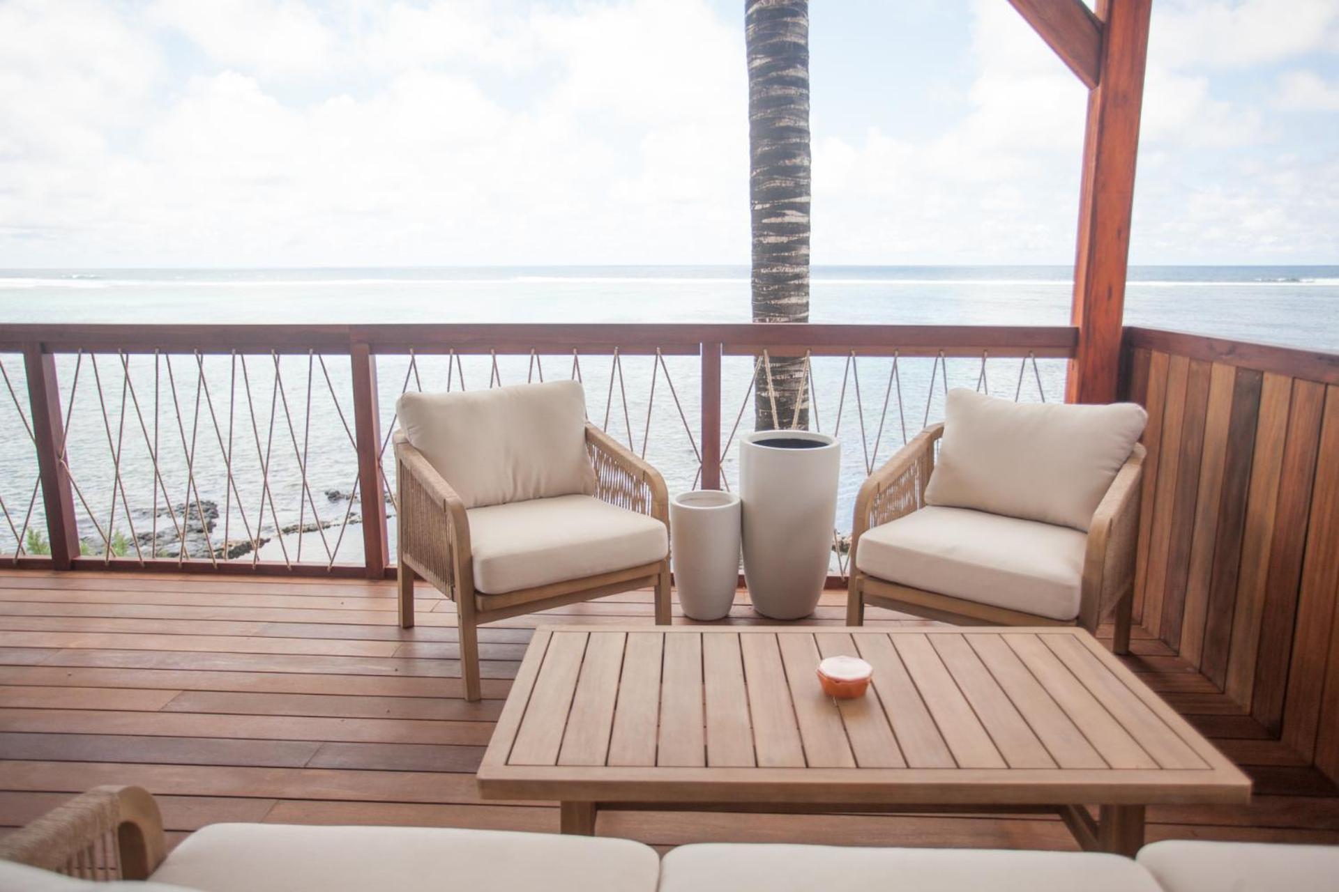 Chantauvent Guest House Blue Bay Bagian luar foto