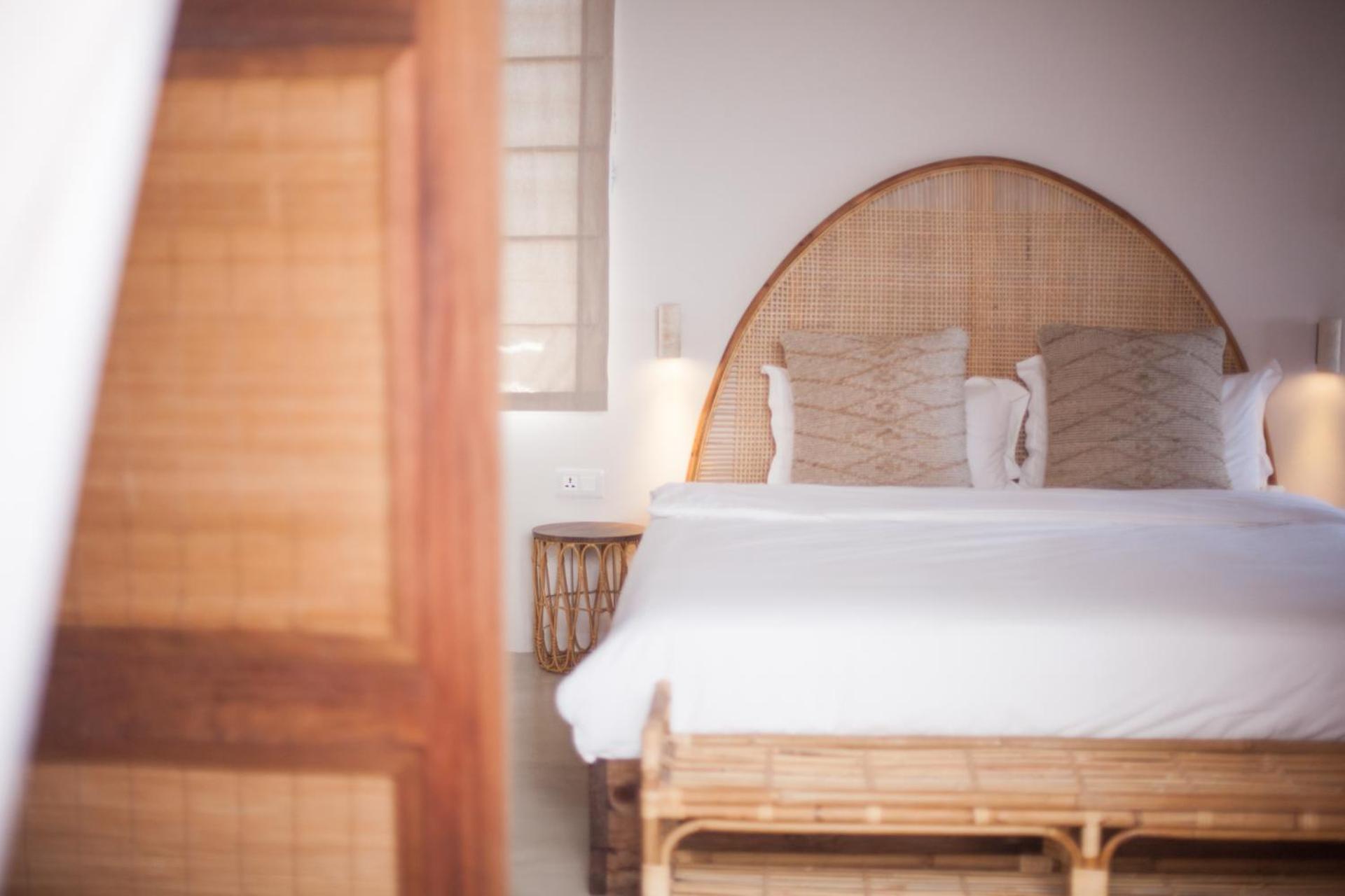 Chantauvent Guest House Blue Bay Bagian luar foto