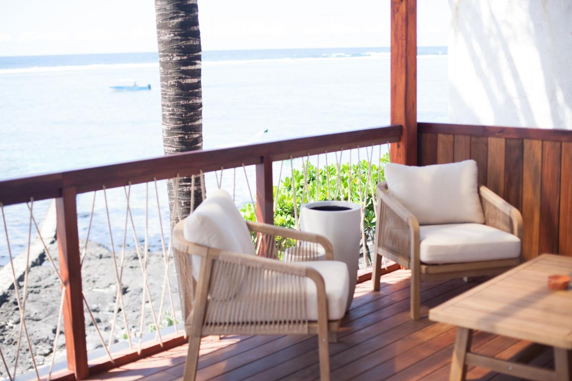 Chantauvent Guest House Blue Bay Bagian luar foto
